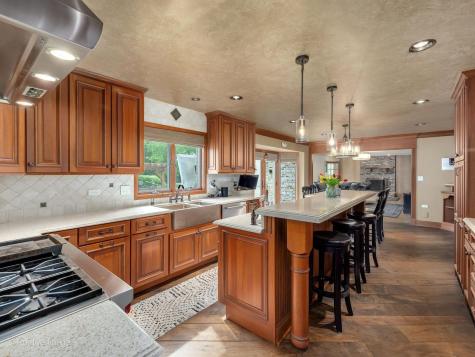 6451 Garfield Ridge Court Burr Ridge IL 60527