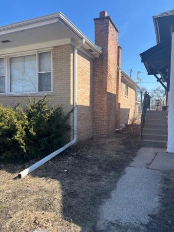 579 Ingraham Avenue Calumet City IL 60409