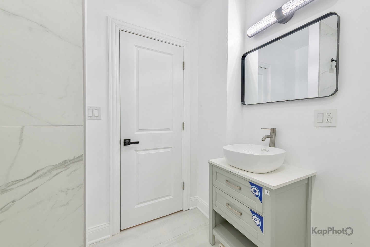 11935 South Stewart Avenue Chicago IL 60628