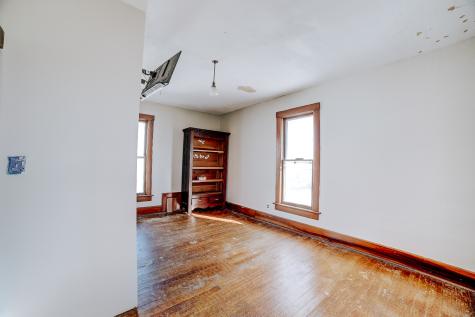 204 North Chicago Street Milford IL 60953