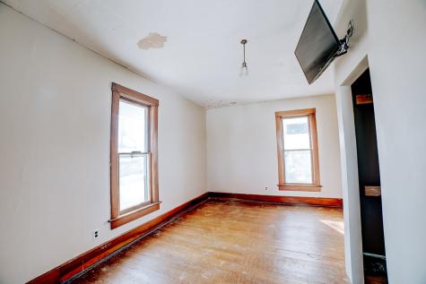 204 North Chicago Street Milford IL 60953