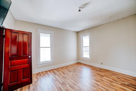 204 North Chicago Street Milford IL 60953