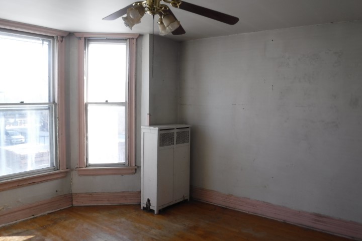 6625 South Woodlawn Avenue Chicago IL 60637