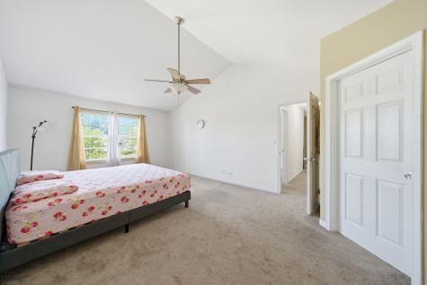 636 Briarwood Lane Oswego IL 60543