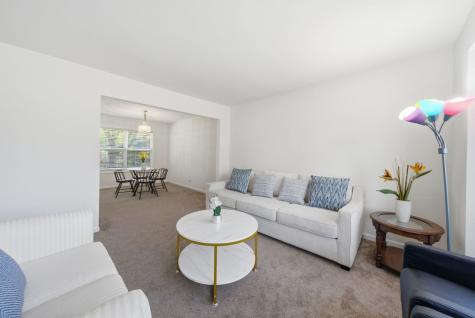 636 Briarwood Lane Oswego IL 60543