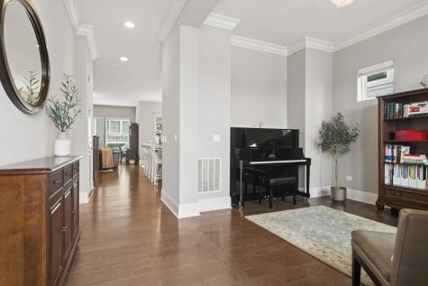 1454 Somerset Place Barrington IL 60010