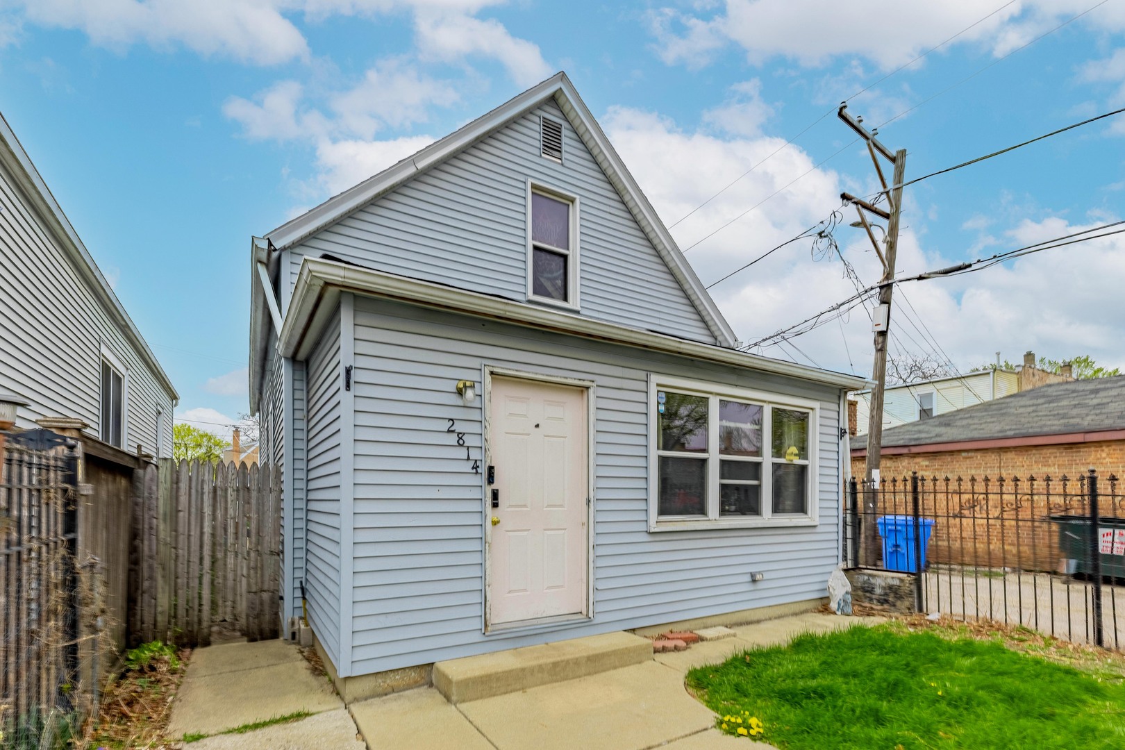 2814 West 40th Street Chicago IL 60632