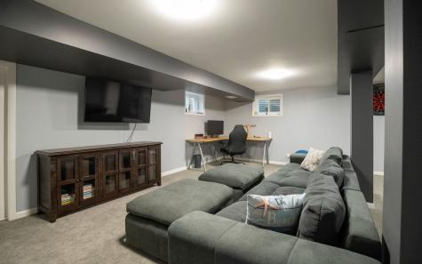 4025 Radcliffe Drive Northbrook IL 60062