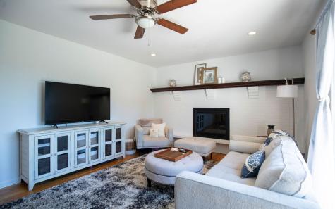 4025 Radcliffe Drive Northbrook IL 60062