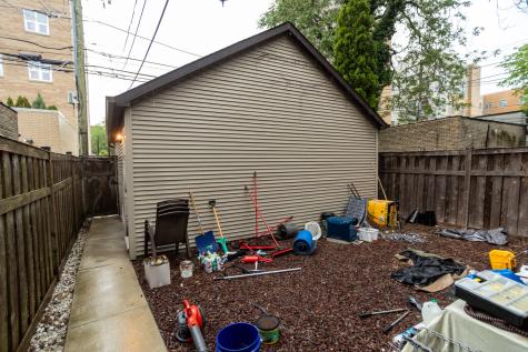 3512 North Bosworth Avenue Chicago IL 60657