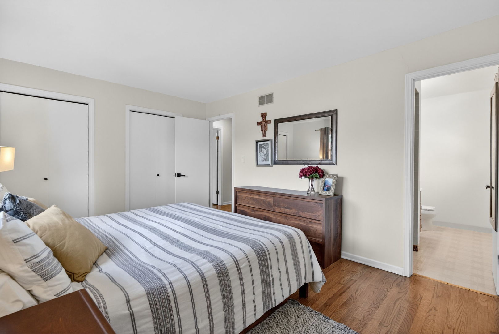8632 Clifford Drive Darien IL 60561
