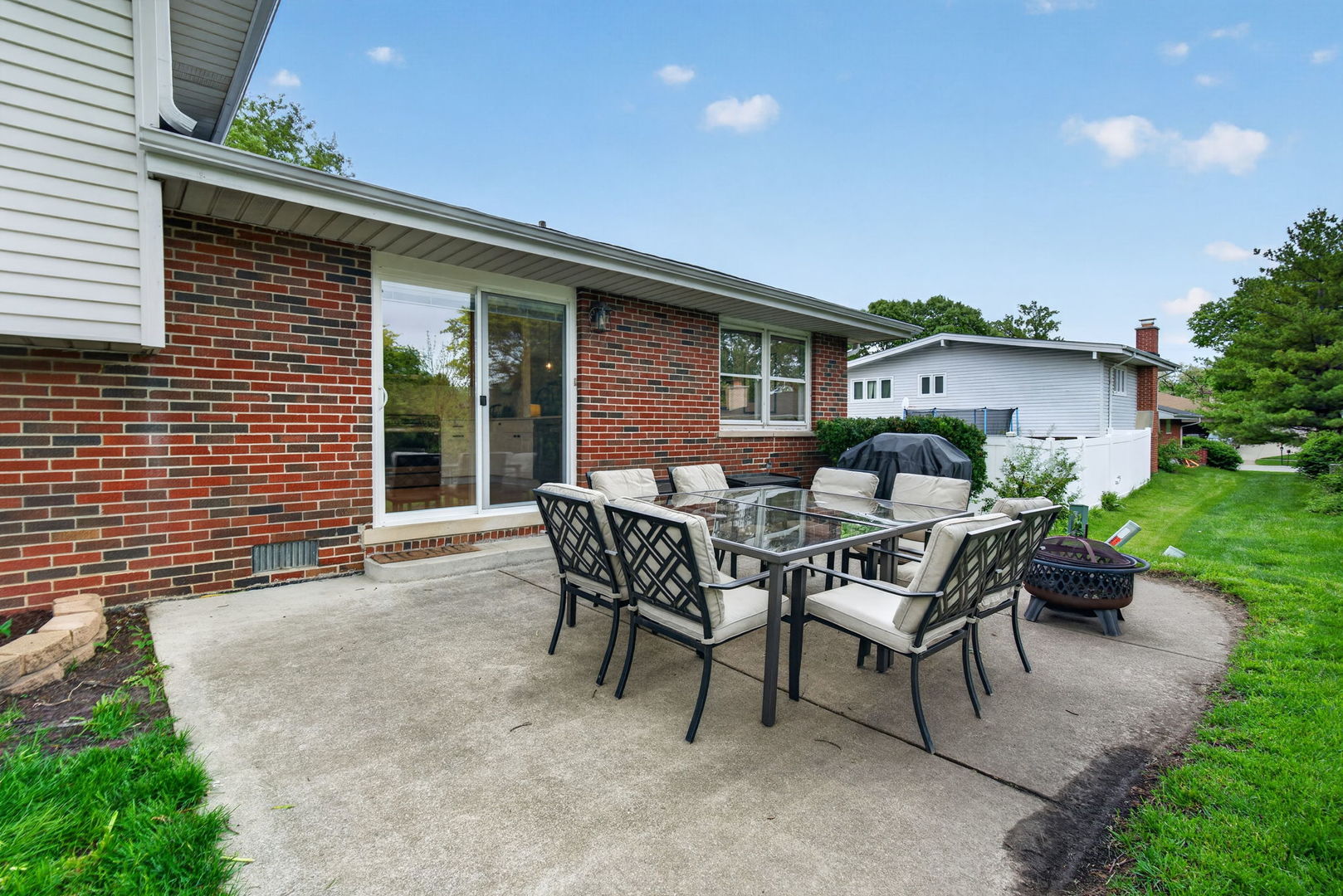 8632 Clifford Drive Darien IL 60561