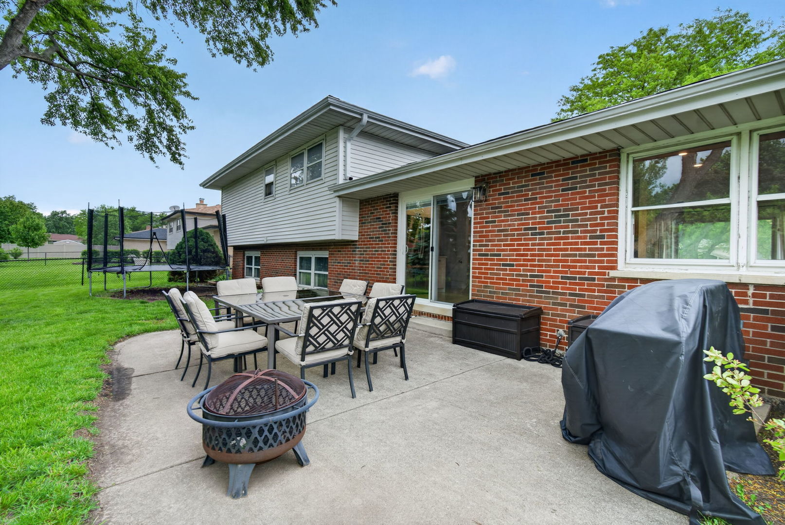 8632 Clifford Drive Darien IL 60561