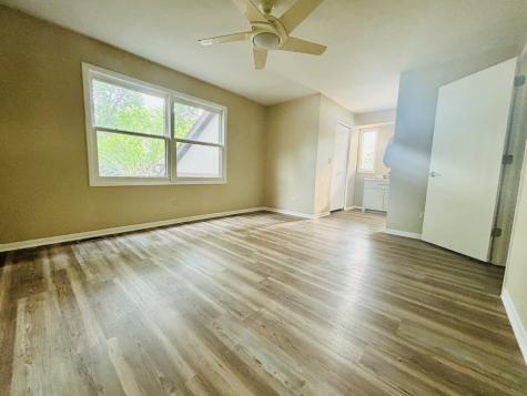 325 Shadowbend Drive Wheeling IL 60090