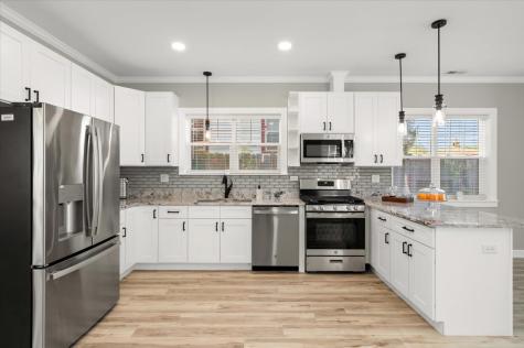 1411 South 6th Avenue Maywood IL 60153