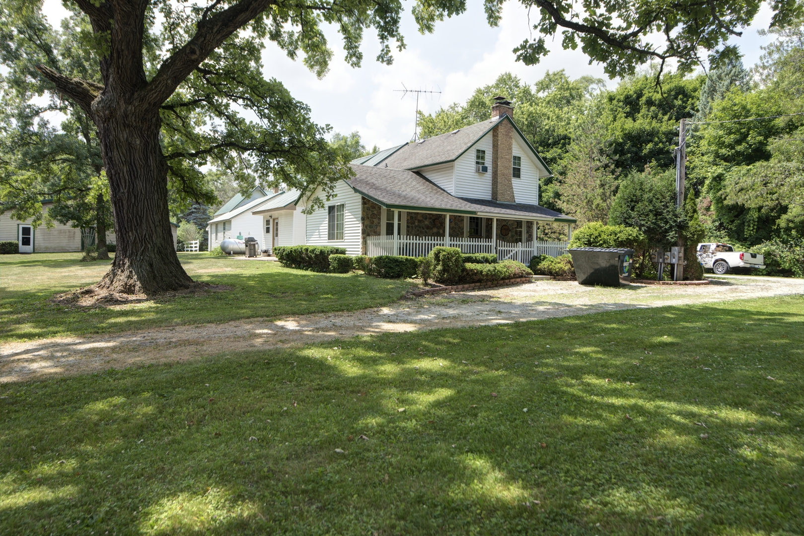 17049 West Edwards Road Antioch IL 60002