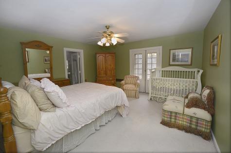 2221 Twin Oak Road Peru IL 61354