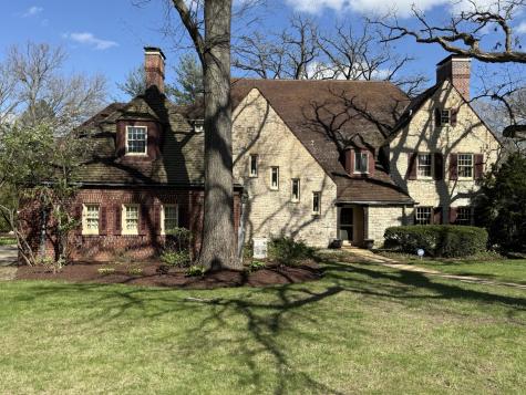 2221 Twin Oak Road Peru IL 61354