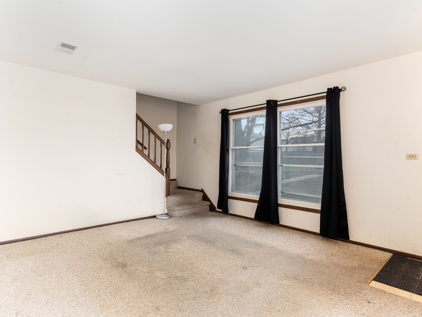 703 Shaw Court Schaumburg IL 60194