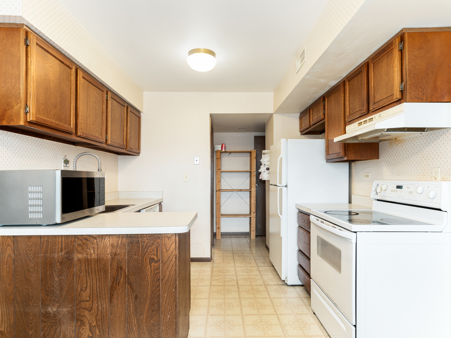 703 Shaw Court Schaumburg IL 60194