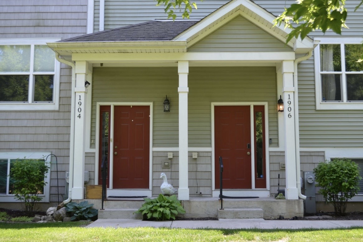 1906 Rena Lane Yorkville IL 60560