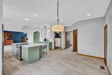 541 Fairway Drive El Paso IL 61738