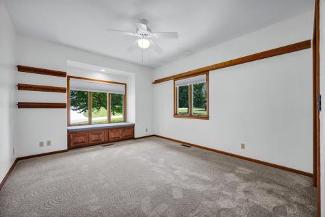 541 Fairway Drive El Paso IL 61738