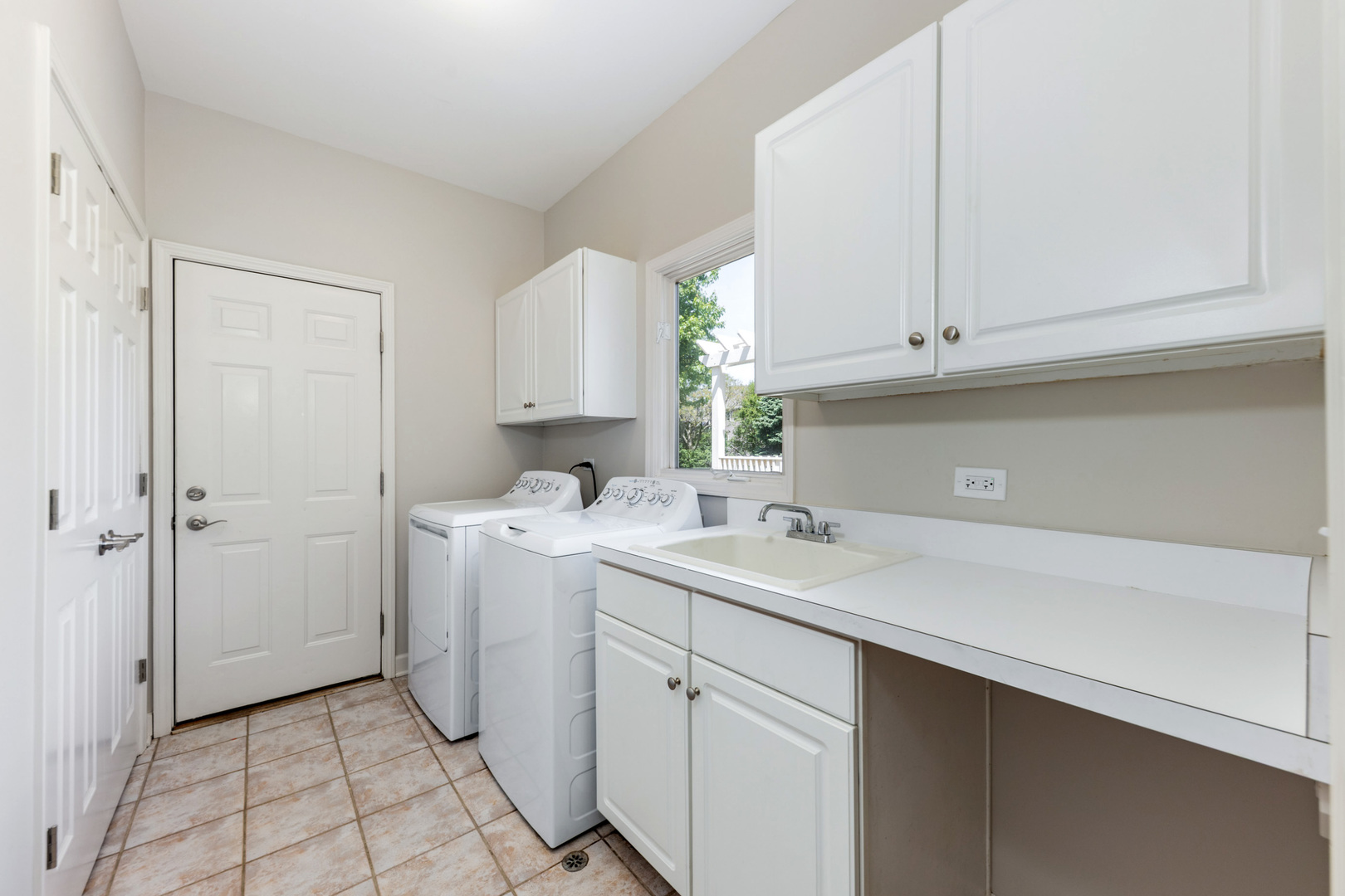1407 Grommon Road Naperville IL 60564