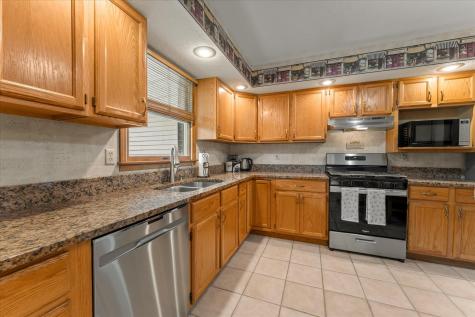 613 Crestwood Drive Champaign IL 61822