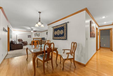 613 Crestwood Drive Champaign IL 61822