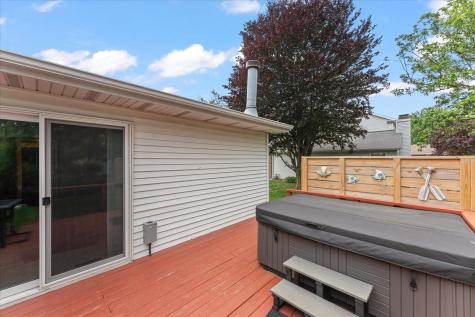 613 Crestwood Drive Champaign IL 61822