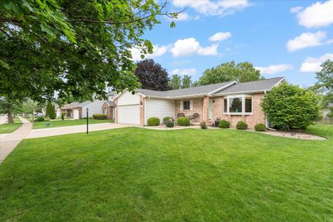 613 Crestwood Drive Champaign IL 61822