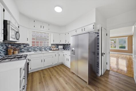 8533 South Rhodes Avenue Chicago IL 60619