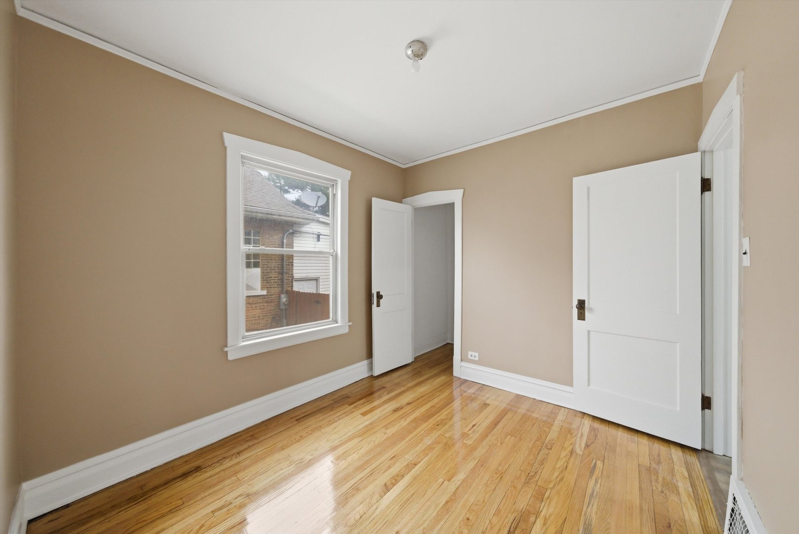 8533 South Rhodes Avenue Chicago IL 60619