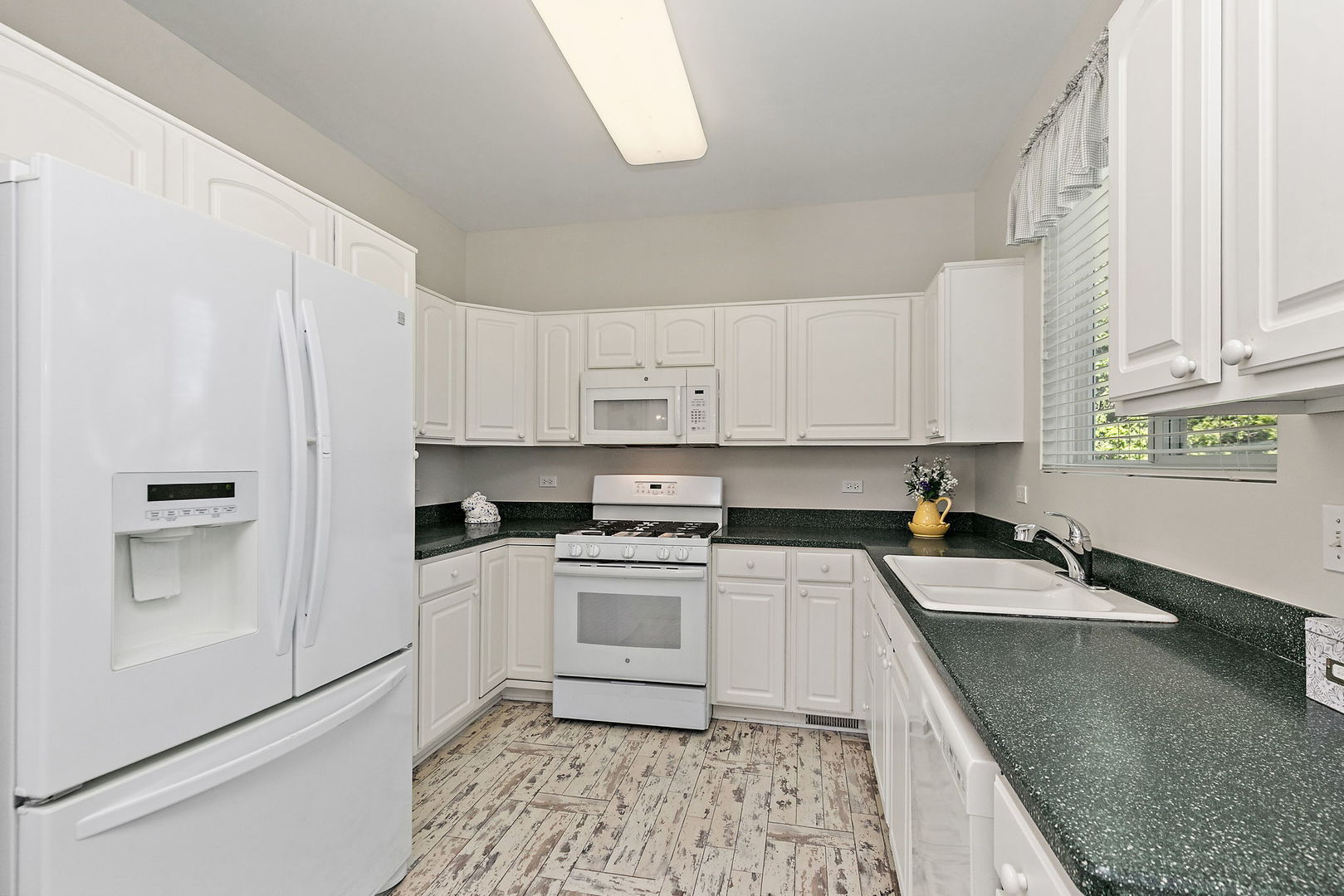 13000 Coventry Lane Huntley IL 60142