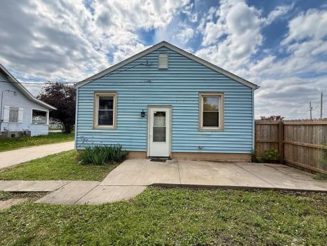 3607 9TH Street Rock Island IL 61201