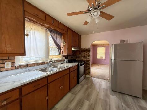 3607 9TH Street Rock Island IL 61201
