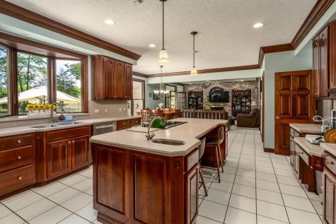 12265 Aran Trail Marion IL 62959