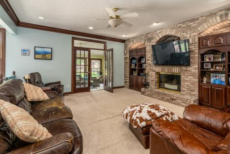 12265 Aran Trail Marion IL 62959