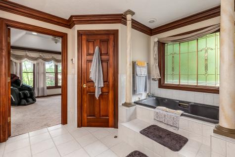 12265 Aran Trail Marion IL 62959