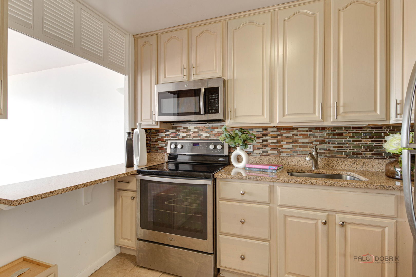 5445 North Sheridan Road Chicago IL 60640