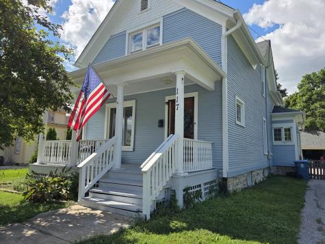 117 5TH Street Aurora IL 60505