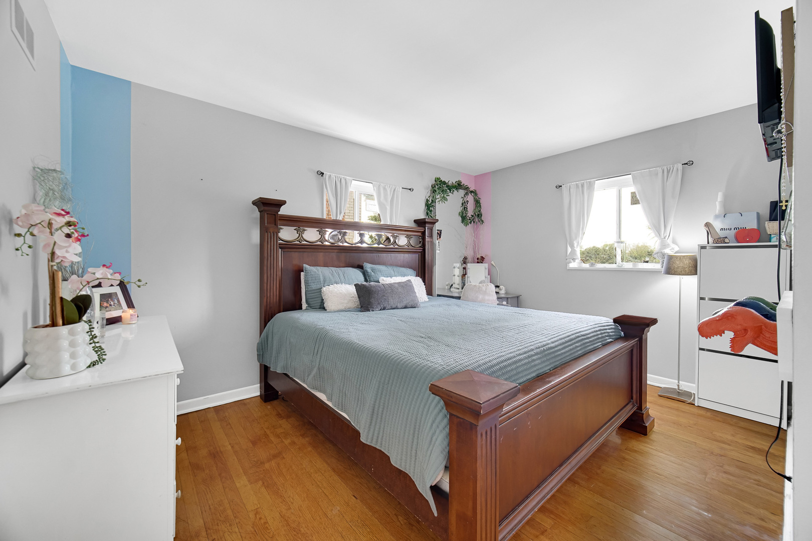 9115 North Gross Point Road Skokie IL 60077