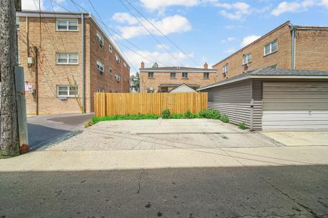 9115 North Gross Point Road Skokie IL 60077