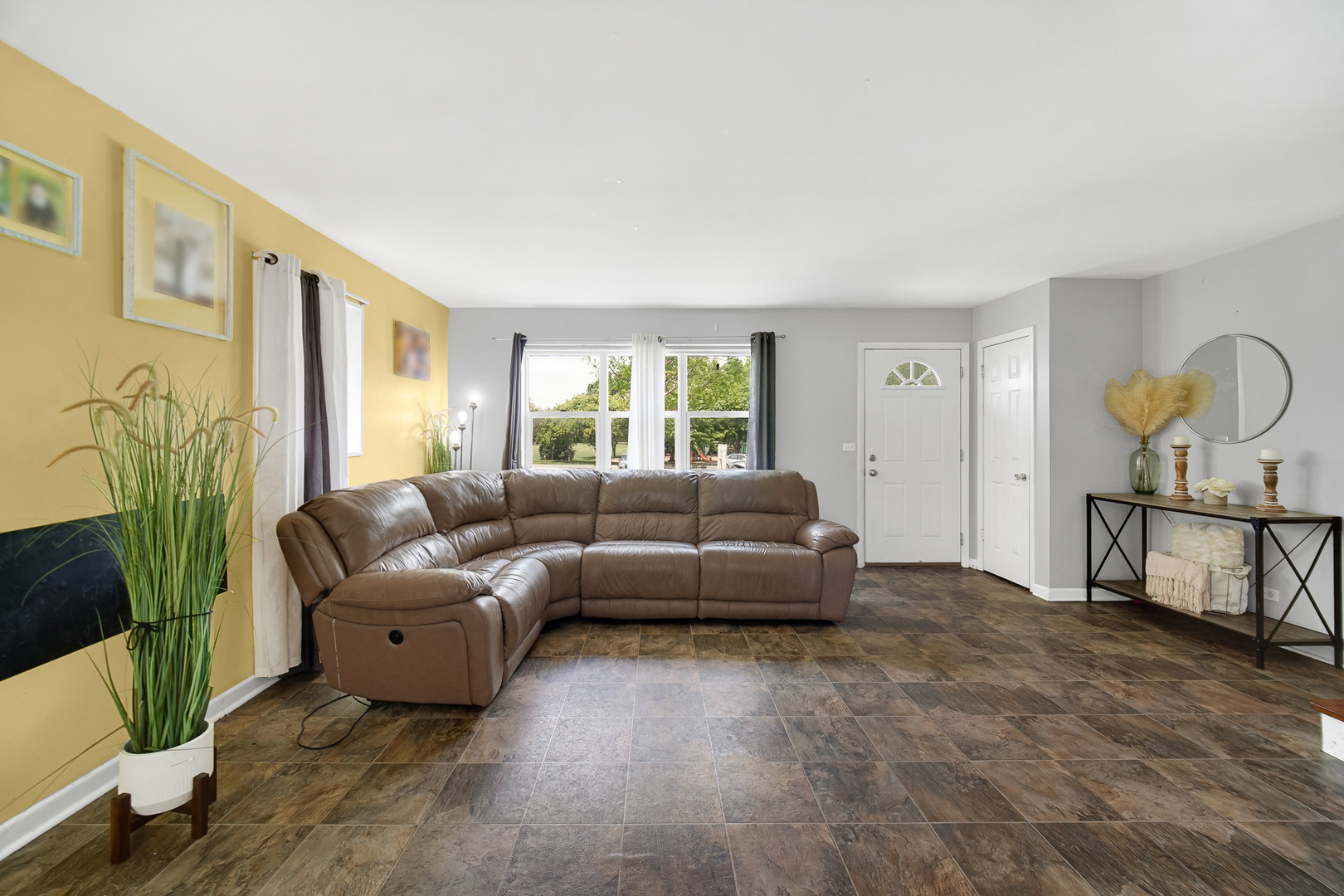 9115 North Gross Point Road Skokie IL 60077
