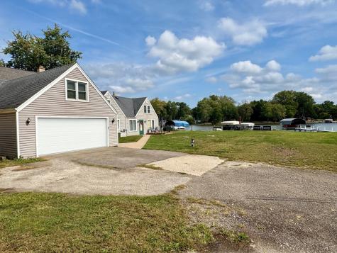 4400 Riverside Drive Crystal Lake IL 60014