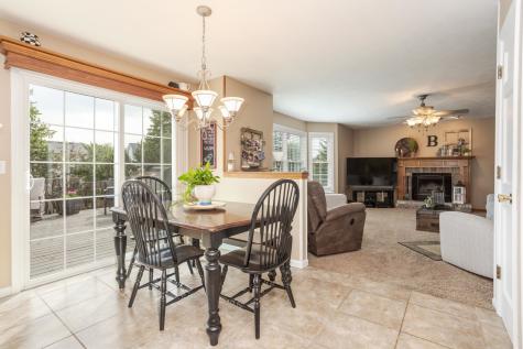 38 Bandecon Way Bloomington IL 61704