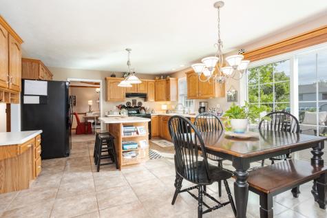 38 Bandecon Way Bloomington IL 61704