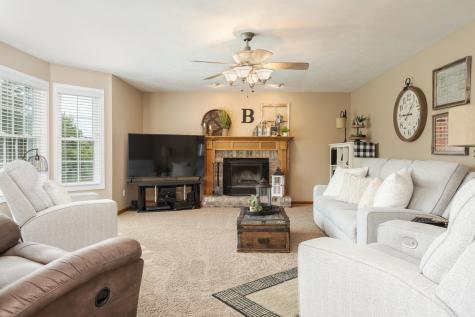 38 Bandecon Way Bloomington IL 61704
