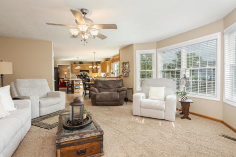 38 Bandecon Way Bloomington IL 61704